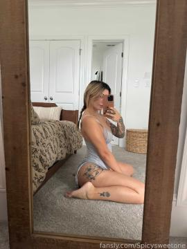OnlyFans - Spicysweetone / @Spicysweetone Scene 174 — photo 12 of 20