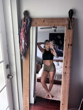 OnlyFans - Spicysweetone / @Spicysweetone Scene 190 — photo 19 of 20
