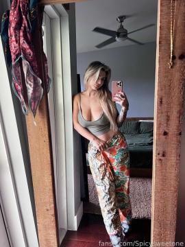 OnlyFans - Spicysweetone / @Spicysweetone Scene 213 — photo 19 of 20