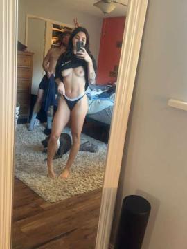 OnlyFans - Mia mae / @mia_mae19 Scene 39 — photo 13 of 20