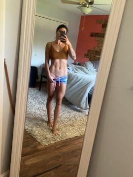 OnlyFans - Mia mae / @mia_mae19 Scene 64 — photo 9 of 20