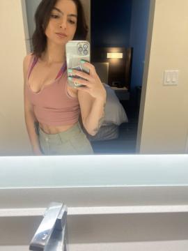 OnlyFans - Mia mae / @mia_mae19 Scene 96 — photo 20 of 20