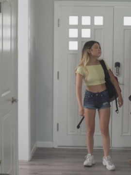 Eliza Ibarra is having an affair with the babysitter Lulu Chu but so is her hubby which makes a threesum inevitable — photo 6 of 16