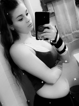 OnlyFans - Smoking_babee / @smoking_babee Scene 10 — photo 4 of 20