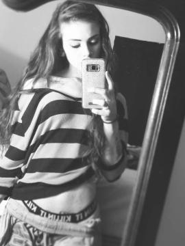 OnlyFans - Smoking_babee / @smoking_babee Scene 99 — photo 10 of 20