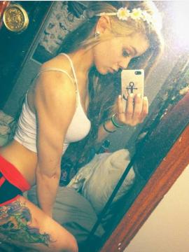 OnlyFans - Smoking_babee / @smoking_babee Scene 100 — photo 7 of 20