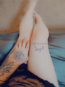 OnlyFans - Smoking_babee / @smoking_babee Scene 109 — photo 1 of 20