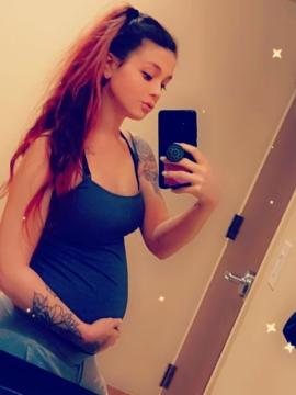 OnlyFans - Smoking_babee / @smoking_babee Scene 111 — photo 18 of 20