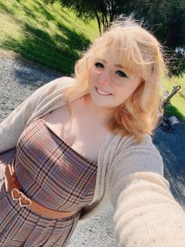 OnlyFans - Zaraliee / @zaraliee Scene 70 — photo 14 of 20