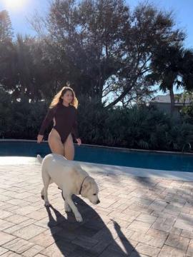 OnlyFans - Ana Pessack / @thebumbumqueen Scene 26