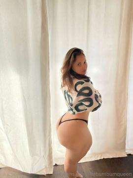 OnlyFans - Ana Pessack / @thebumbumqueen Scene 43 — photo 10 of 20
