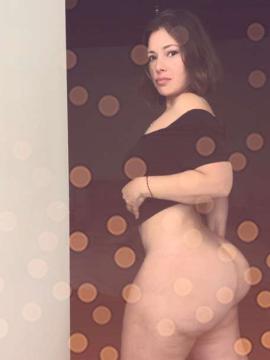 OnlyFans - Ana Pessack / @thebumbumqueen Scene 46 — photo 12 of 20