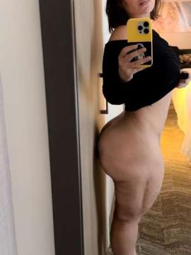 OnlyFans - Ana Pessack / @thebumbumqueen Scene 47 — photo 5 of 20