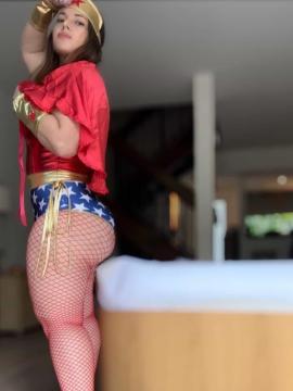 OnlyFans - Ana Pessack / @thebumbumqueen Scene 52 — photo 13 of 20