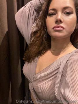 OnlyFans - Ana Pessack / @thebumbumqueen Scene 54 — photo 14 of 20