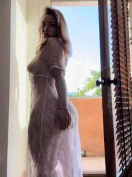 OnlyFans - Ana Pessack / @thebumbumqueen Scene 60 — photo 15 of 20