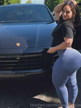 OnlyFans - Ana Pessack / @thebumbumqueen Scene 74 — photo 16 of 20
