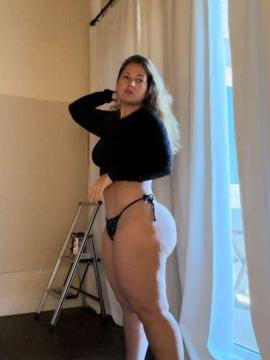 OnlyFans - Ana Pessack / @thebumbumqueen Scene 114 — photo 20 of 20