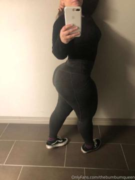 OnlyFans - Ana Pessack / @thebumbumqueen Scene 122