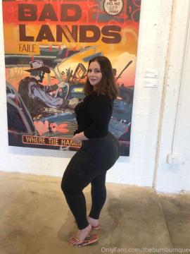 OnlyFans - Ana Pessack / @thebumbumqueen Scene 123