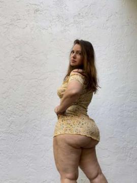 OnlyFans - Ana Pessack / @thebumbumqueen Scene 125 — photo 17 of 20