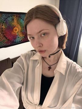 OnlyFans - Fay / @FlameyFay Scene 1 — photo 19 of 20