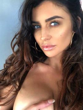 OnlyFans - B O U V S / @bouvs Scene 12 — photo 7 of 20