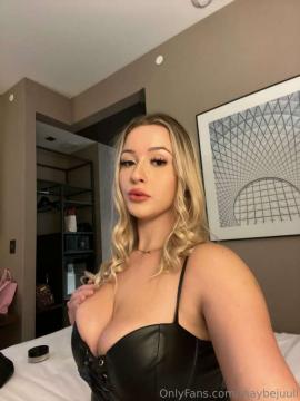 OnlyFans - Juul / @maybejuull Scene 51 — photo 3 of 20