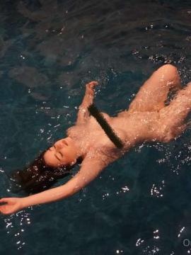 OnlyFans - Clara Ellis / @onlycellis Scene 14 — photo 18 of 20