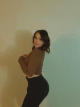OnlyFans - Clara Ellis / @onlycellis Scene 31 — photo 3 of 20
