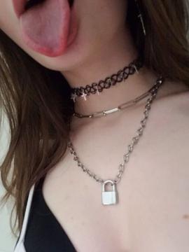 OnlyFans - ren ♡ / @valkcy Scene 6 — photo 19 of 20