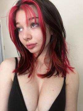 OnlyFans - ren ♡ / @valkcy Scene 12 — photo 12 of 20