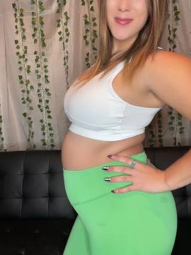 OnlyFans - Gracie / @gracienextdoor Scene 21 — photo 1 of 20