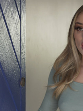 Anna Claire Clouds gets off on watching her neighbor Lexi Luna fuck her husband in a cock loving threesome delight — photo 7 of 16