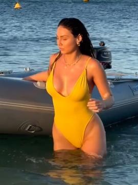 OnlyFans - Rebekah Leah 🤩😍😘 Scene 7 — photo 4 of 20