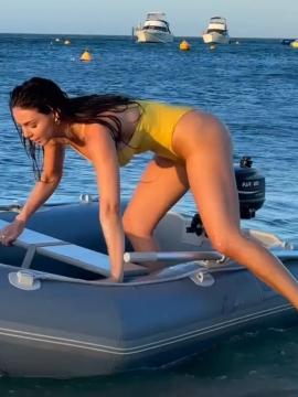 OnlyFans - Rebekah Leah 🤩😍😘 Scene 7 — photo 6 of 20