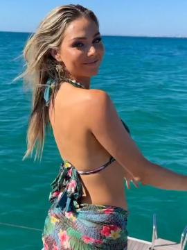 OnlyFans - Rebekah Leah 🤩😍😘 Scene 20 — photo 10 of 20