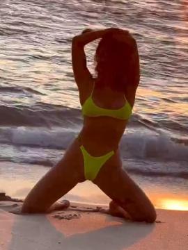 OnlyFans - Rebekah Leah 🤩😍😘 Scene 24 — photo 6 of 20