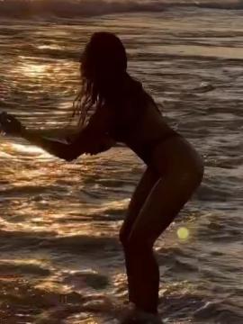 OnlyFans - Rebekah Leah 🤩😍😘 Scene 27 — photo 12 of 20