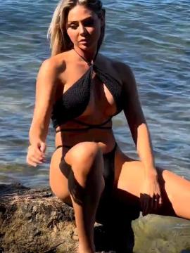 OnlyFans - Rebekah Leah 🤩😍😘 Scene 27 — photo 19 of 20