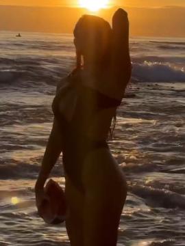 OnlyFans - Rebekah Leah 🤩😍😘 Scene 28 — photo 4 of 20