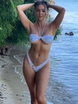OnlyFans - Rebekah Leah 🤩😍😘 Scene 29 — photo 20 of 20