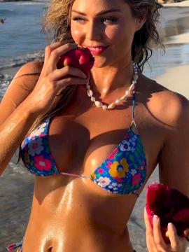 OnlyFans - Rebekah Leah 🤩😍😘 Scene 71 — photo 13 of 20