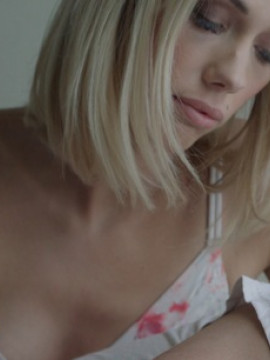 Sweetheart Sky Pierce helps make her lovers bad day better with a deep throat BJ and a stiffie ride in her bare pussy — photo 3 of 16