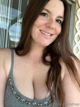 OnlyFans - 𝖫𝗂𝗅𝗒𝗆𝗂𝖼𝗁𝗂 VIP XXX / @lilymichi Scene 24 — photo 19 of 20