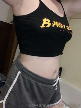 OnlyFans - That One Redhead / @blazedbeaut Scene 15 — photo 10 of 20