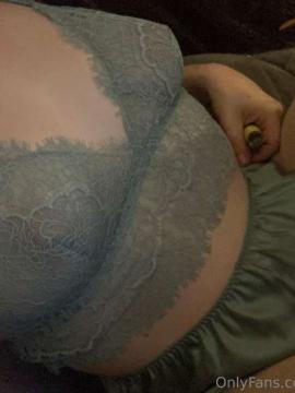 OnlyFans - That One Redhead / @blazedbeaut Scene 29 — photo 16 of 20