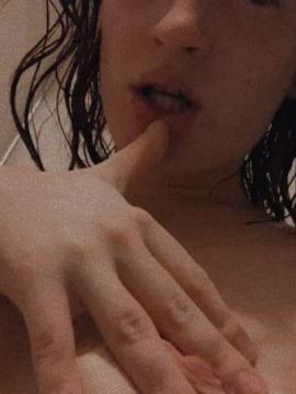 OnlyFans - That One Redhead / @blazedbeaut Scene 37 — photo 7 of 20