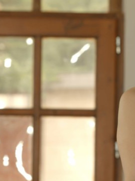 Stunning beauty Mina goes from dancing to fucking as her man surprises her and seduces her cock hungry bald pussy — photo 3 of 16