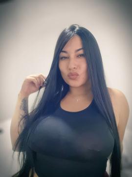OnlyFans - Katha Londoño / @kathalond1 Scene 3 — photo 3 of 20